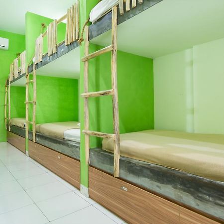 The Eco-Living Hostel Denpasar Eksteriør bilde