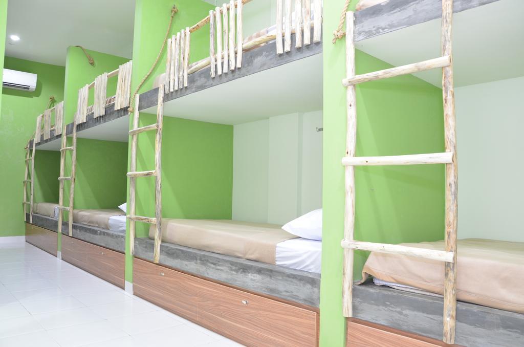 The Eco-Living Hostel Denpasar Rom bilde