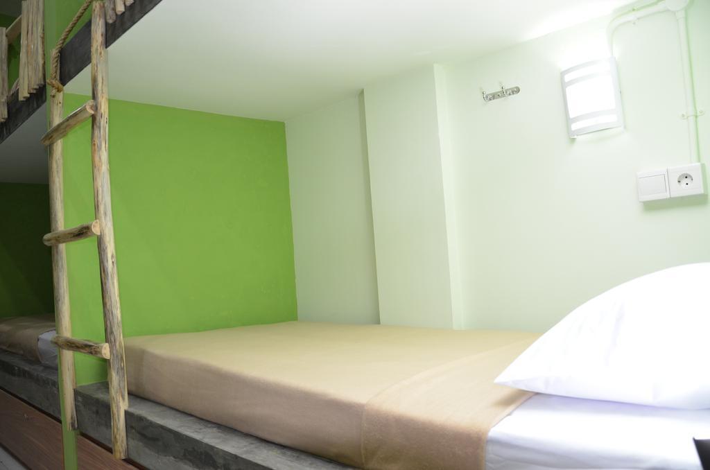 The Eco-Living Hostel Denpasar Rom bilde