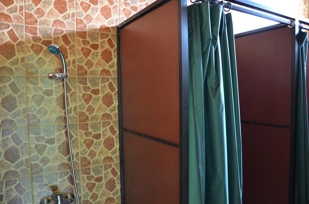 The Eco-Living Hostel Denpasar Rom bilde