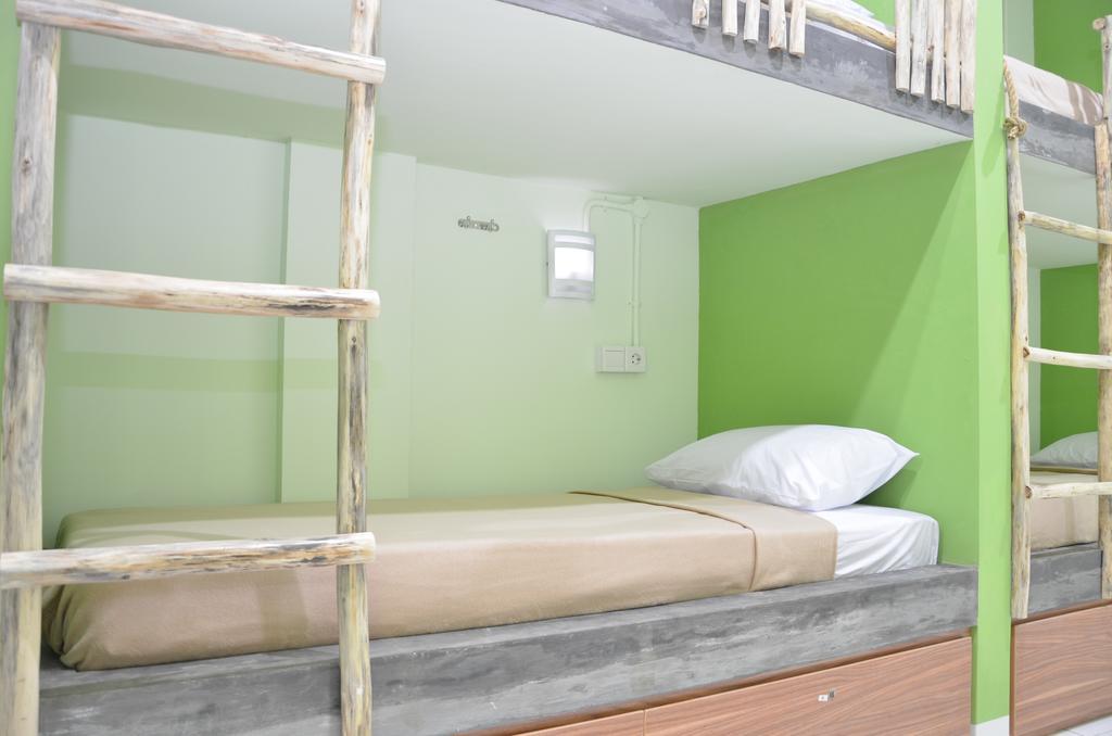The Eco-Living Hostel Denpasar Rom bilde