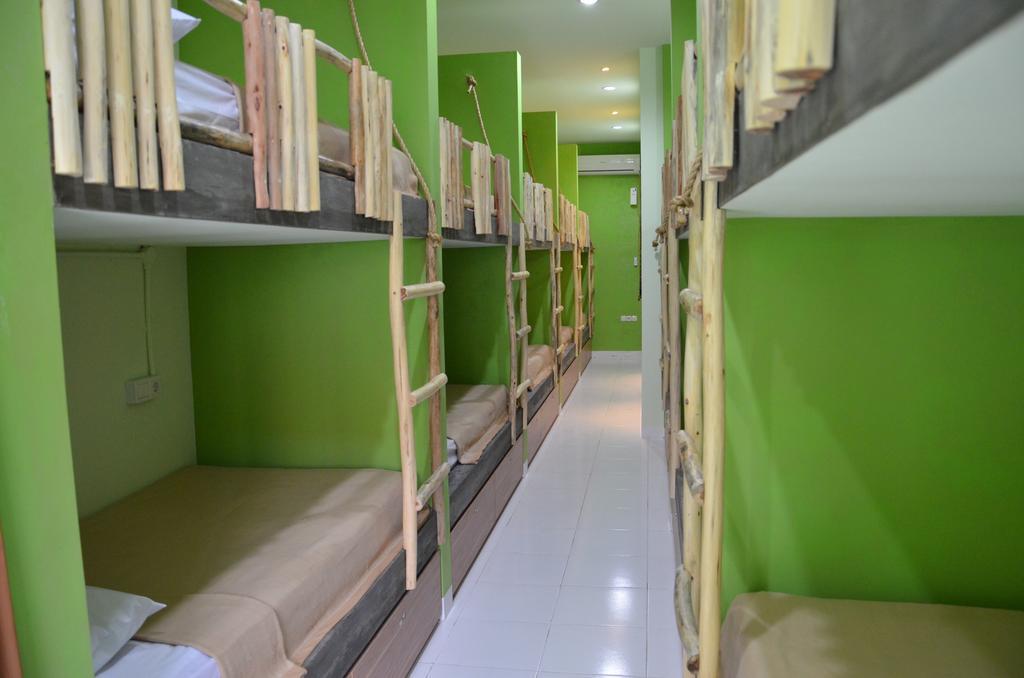 The Eco-Living Hostel Denpasar Eksteriør bilde