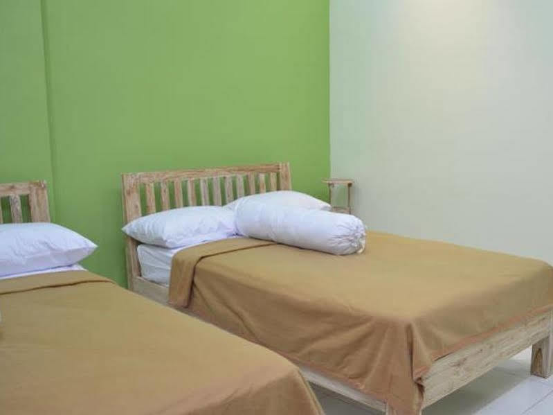 The Eco-Living Hostel Denpasar Eksteriør bilde